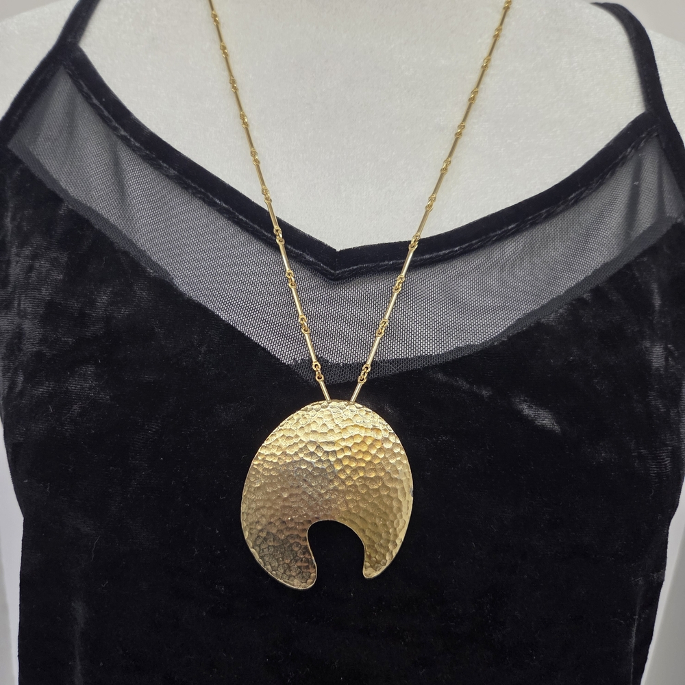Vintage Gold Tone Neclace Signed Kramer